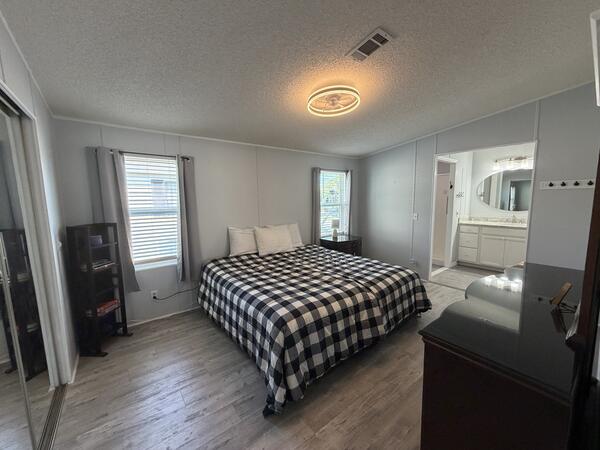 56 Greenview Drive a Winter Haven, FL Mobile or Manufactured Home for Sale